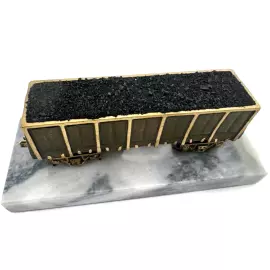 Сувенир из бронзы и мрамора "Вагон"